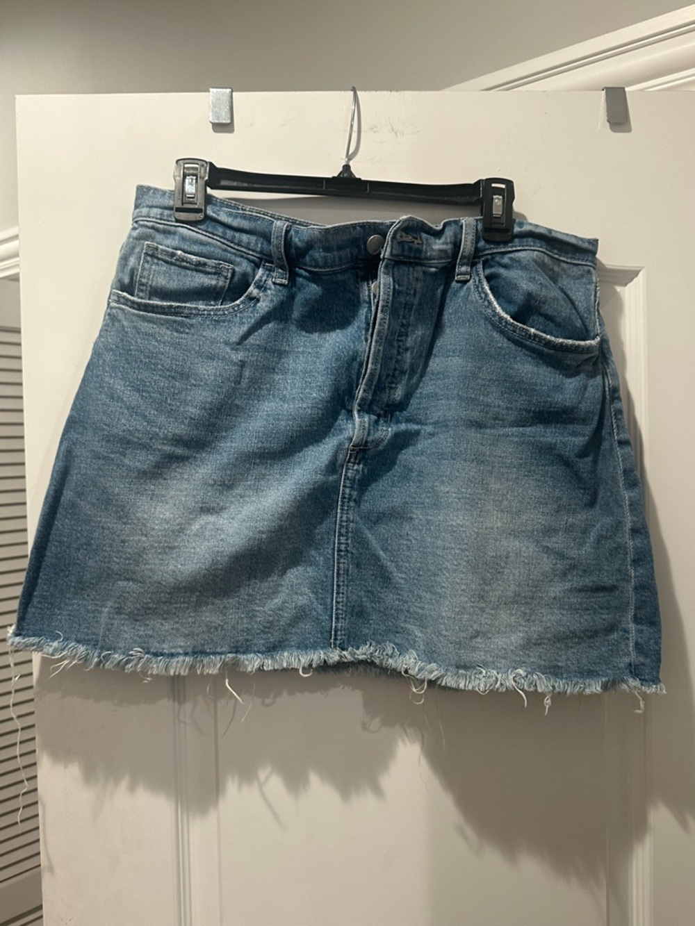 Joe's Jeans Light Blue Frayed-Hem Hayley Denim Mini Skirt size 31